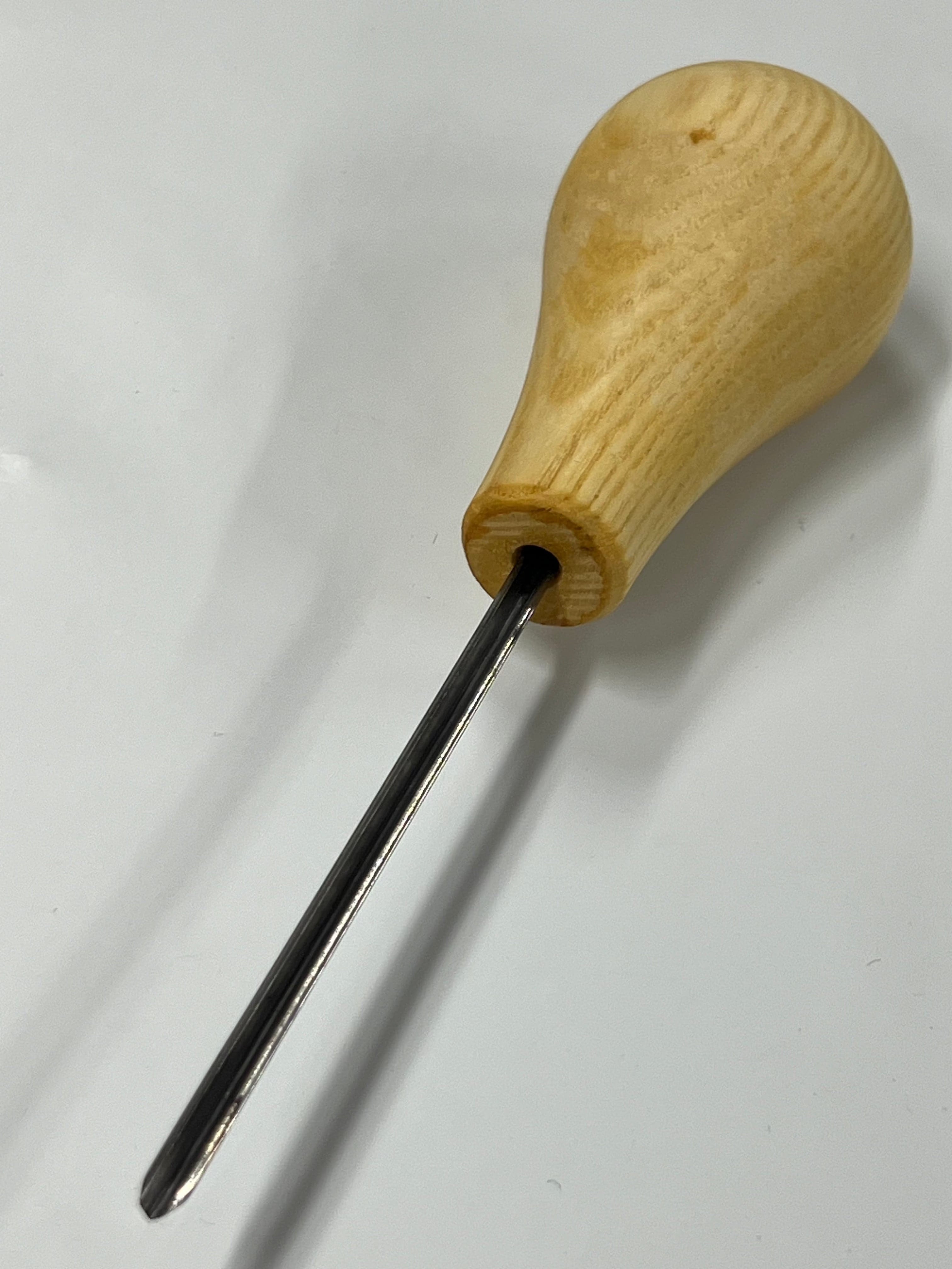 BeaverCraft P12/02 sgorbia a V 2 mm con manico a sfera