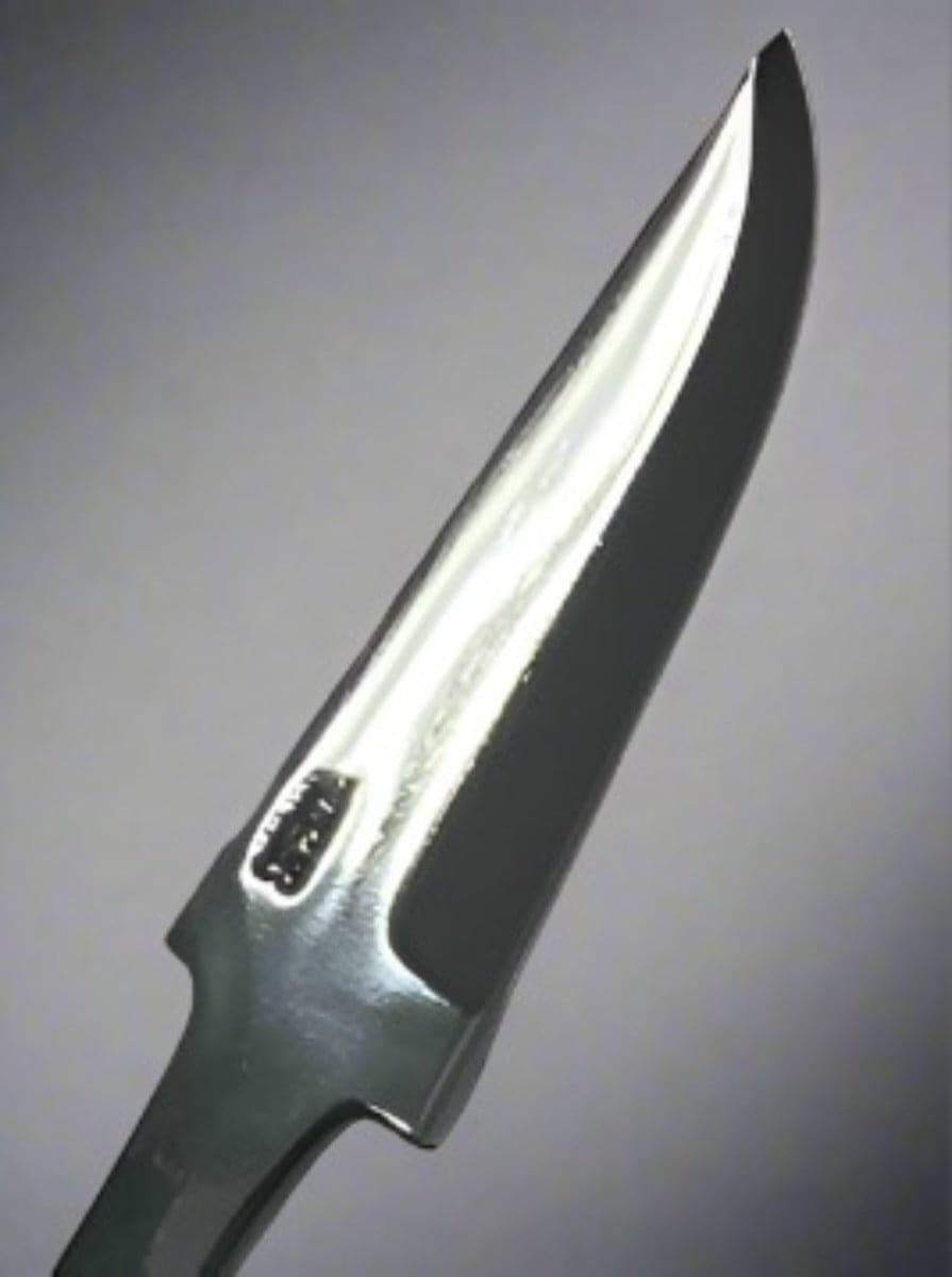 Lama di coltello forgiata a mano Frode Misund 85mm