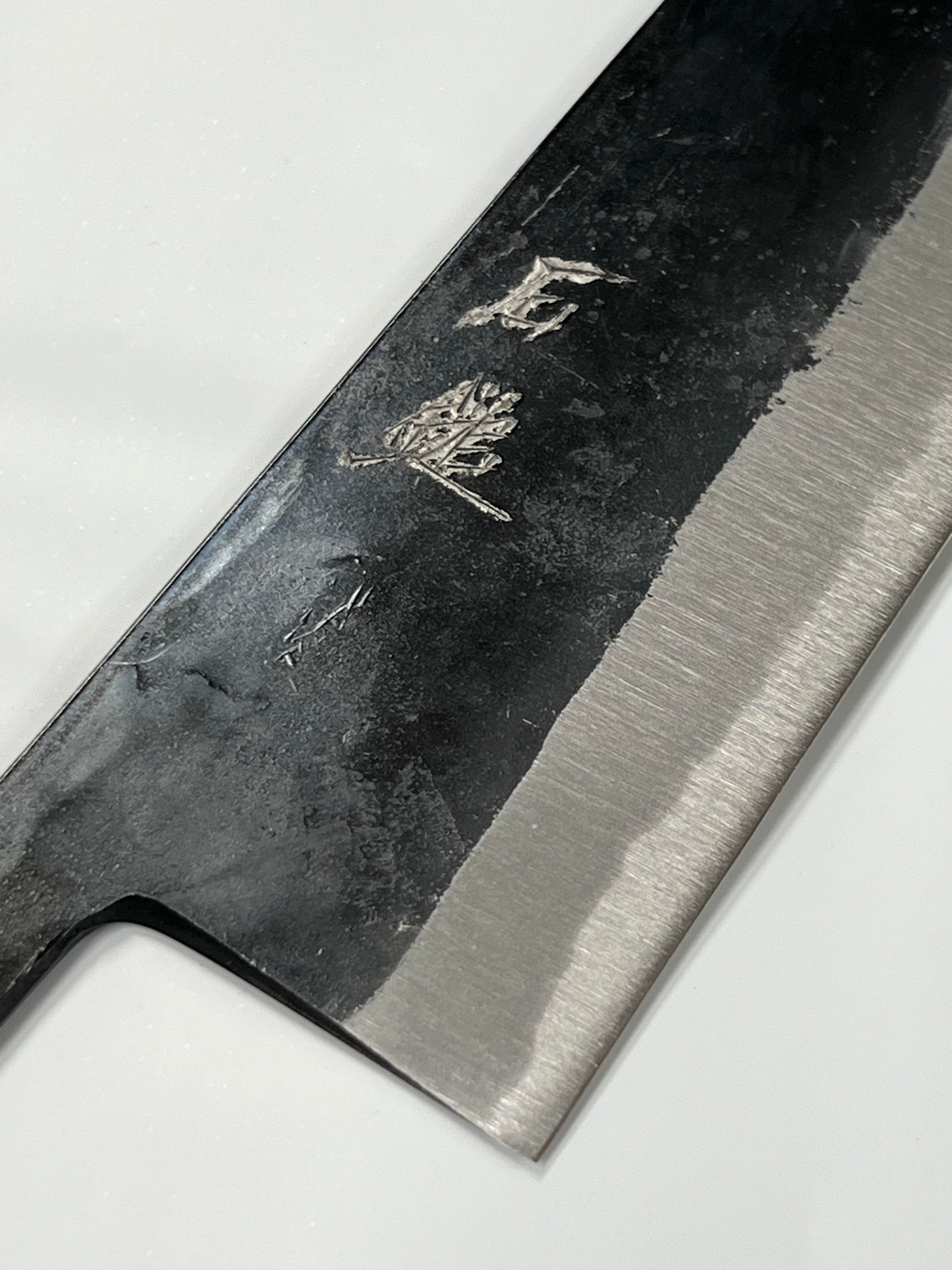 Lama per coltello giapponese forgiata a mano Kurouchi Gyuto 210 Blue 2