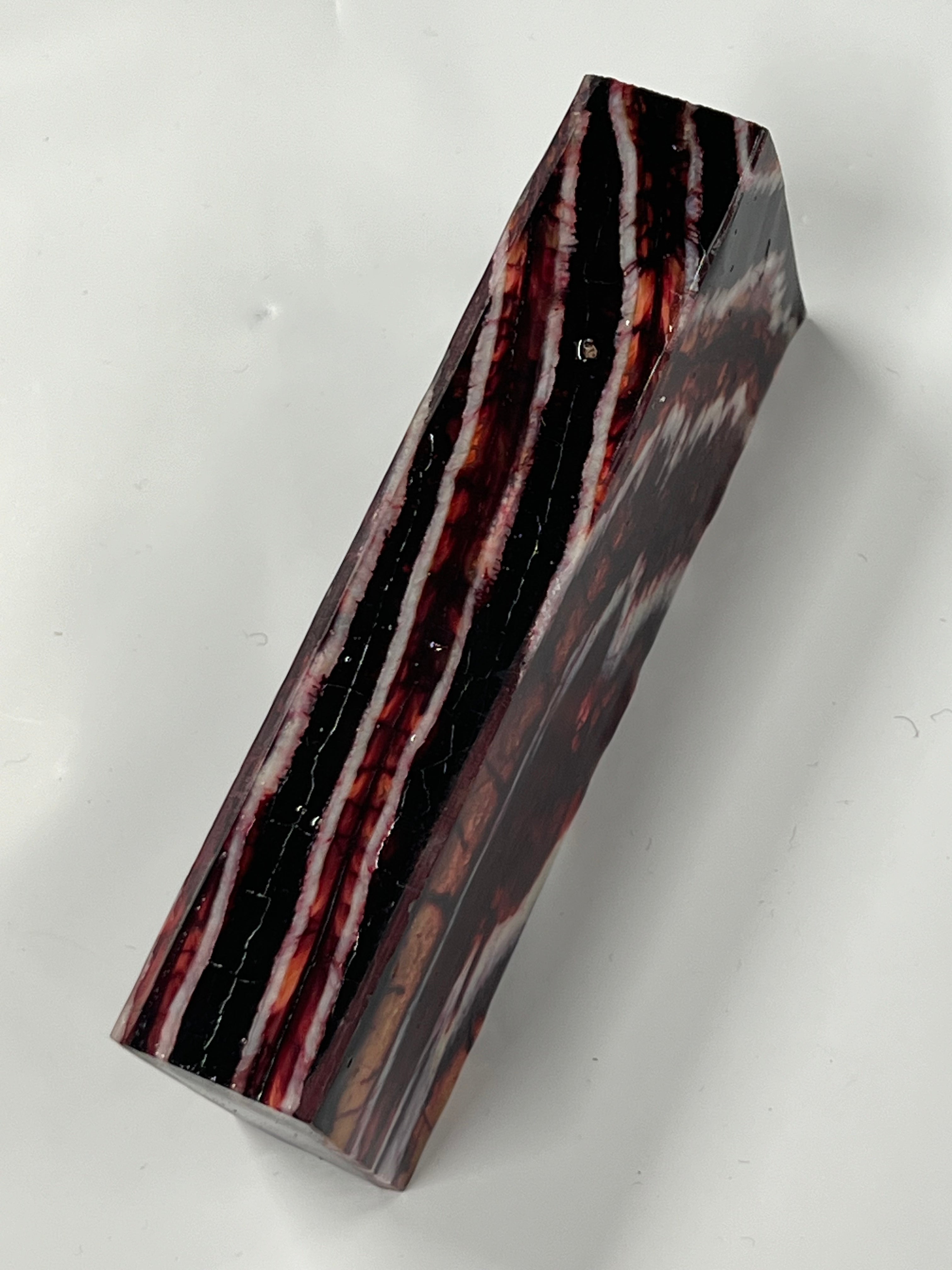 Sbozzo per manico in molare di mammut M220 (rosso)
