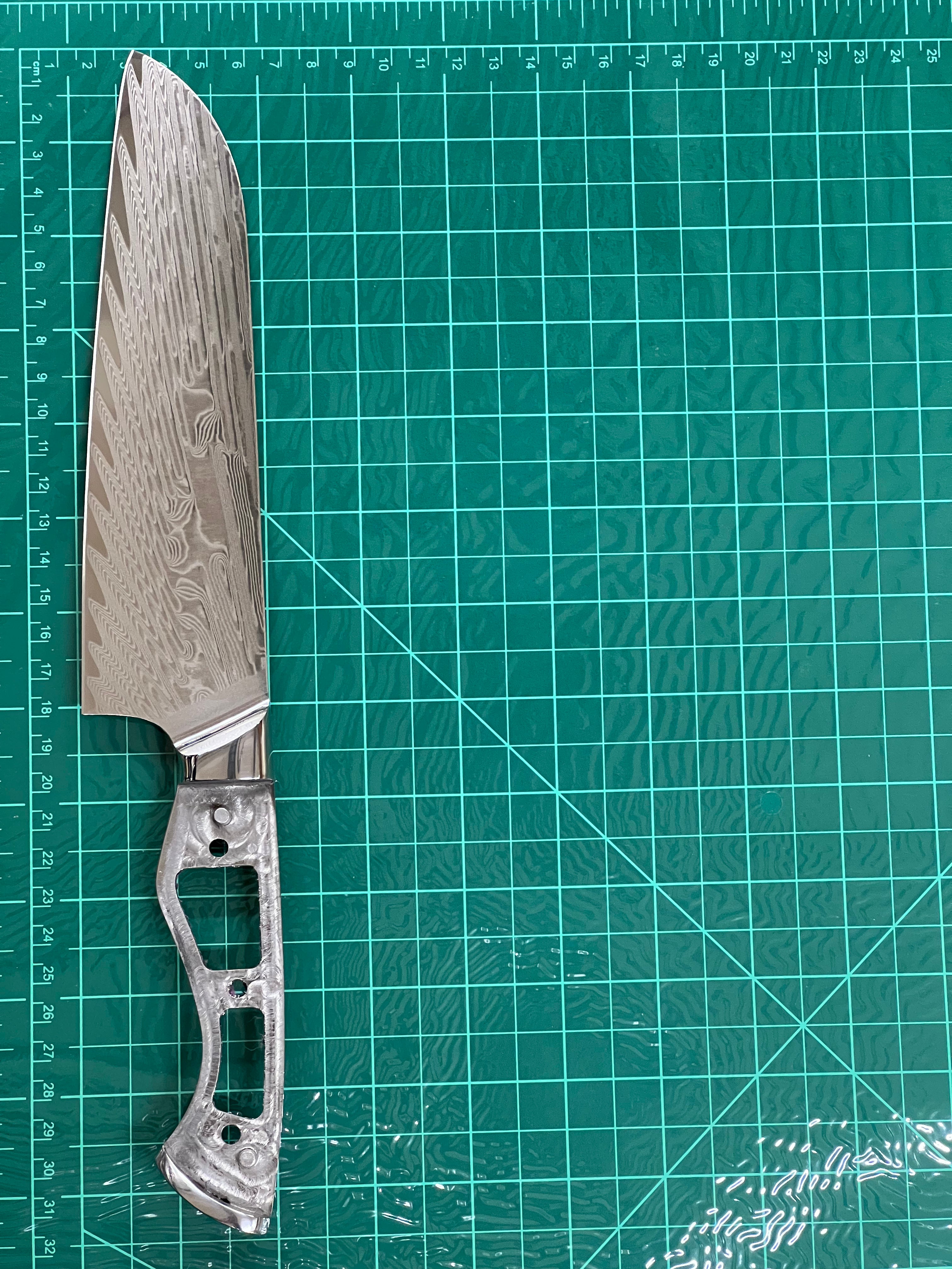 Santoku - Coltello da chef damasco VG10 8" a codolo pieno con bolster