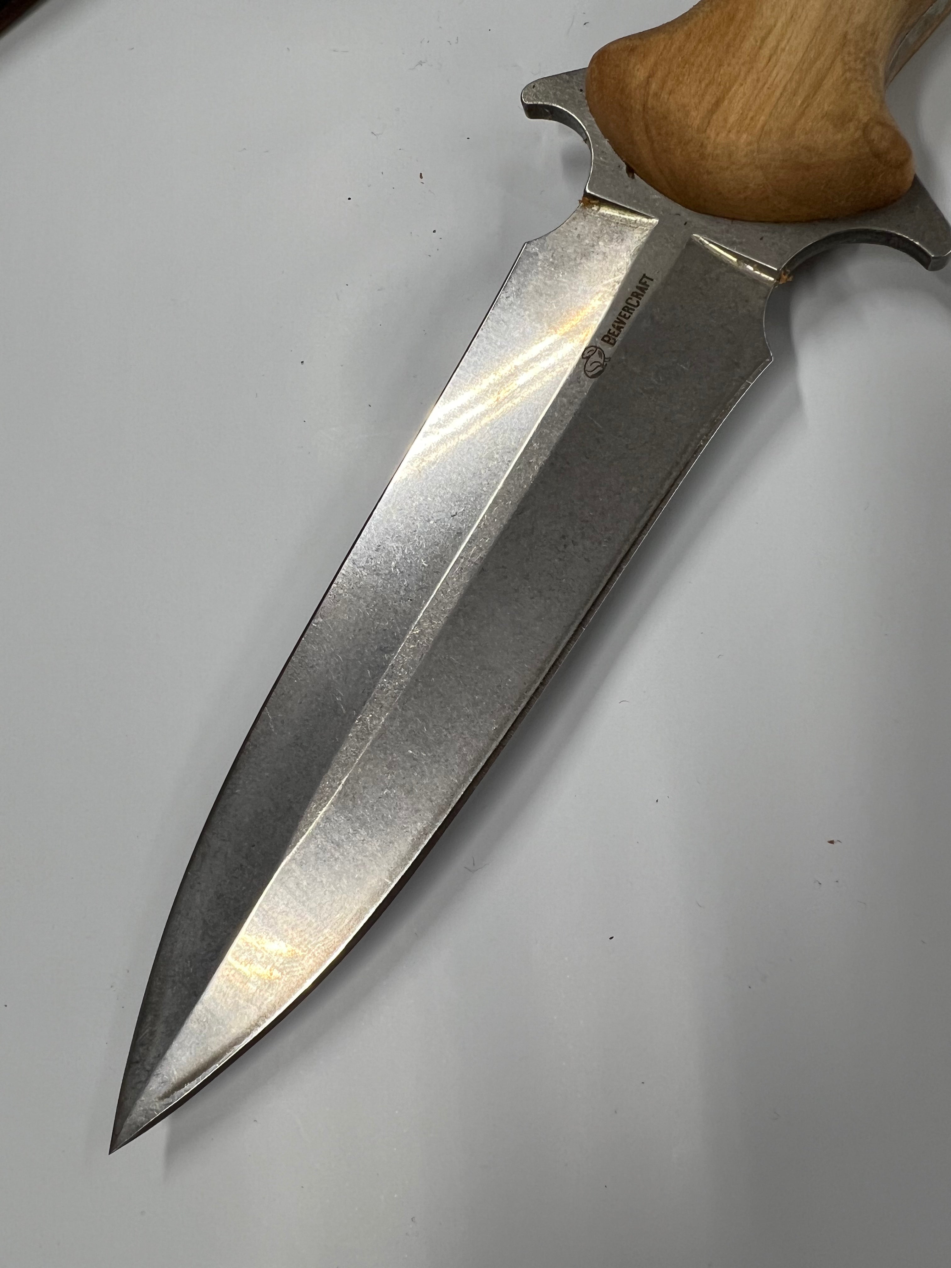 Coltello tattico ucraino Dagger TLK2 con fodero in pelle