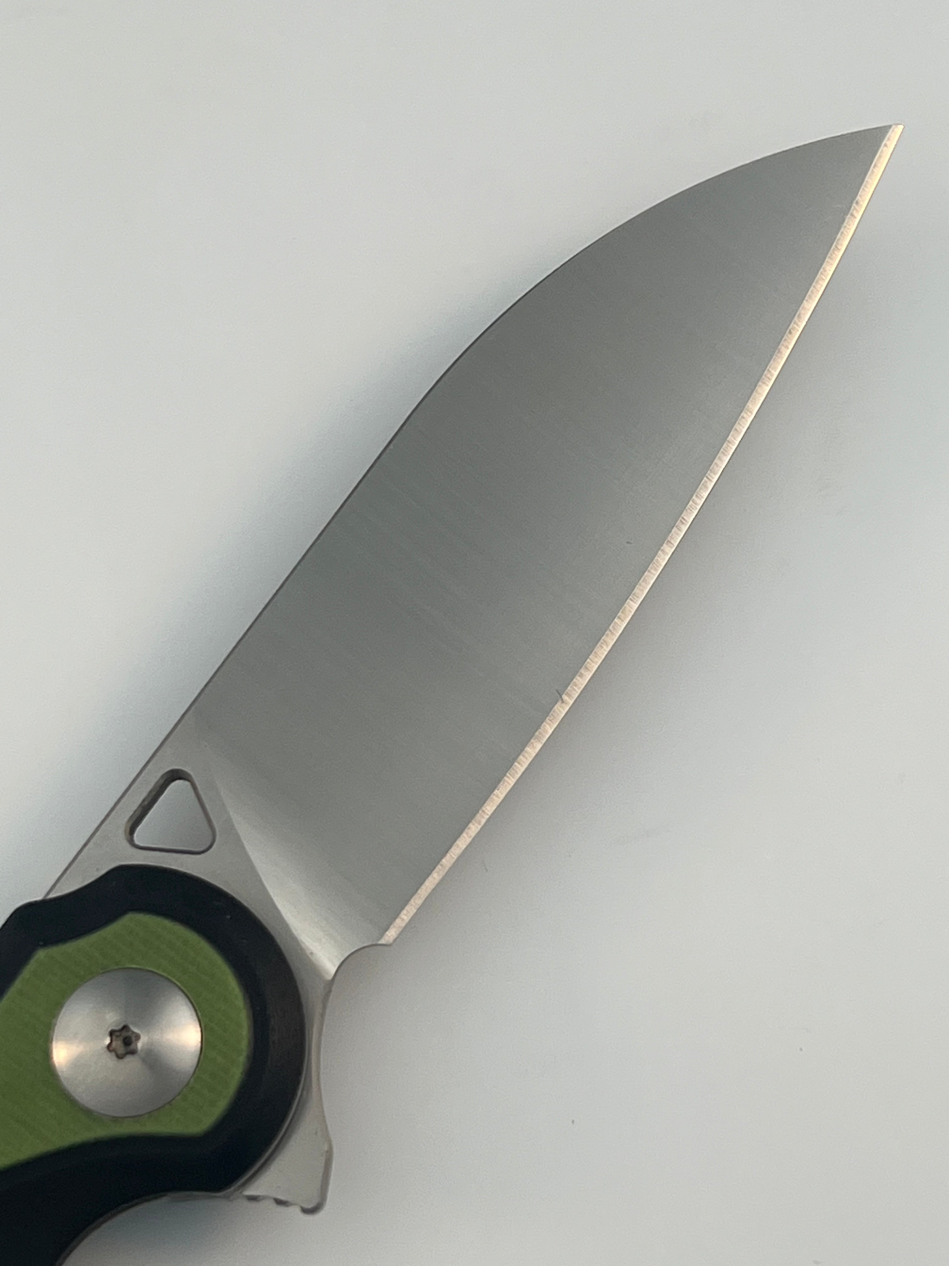 Coltello a serramanico J41