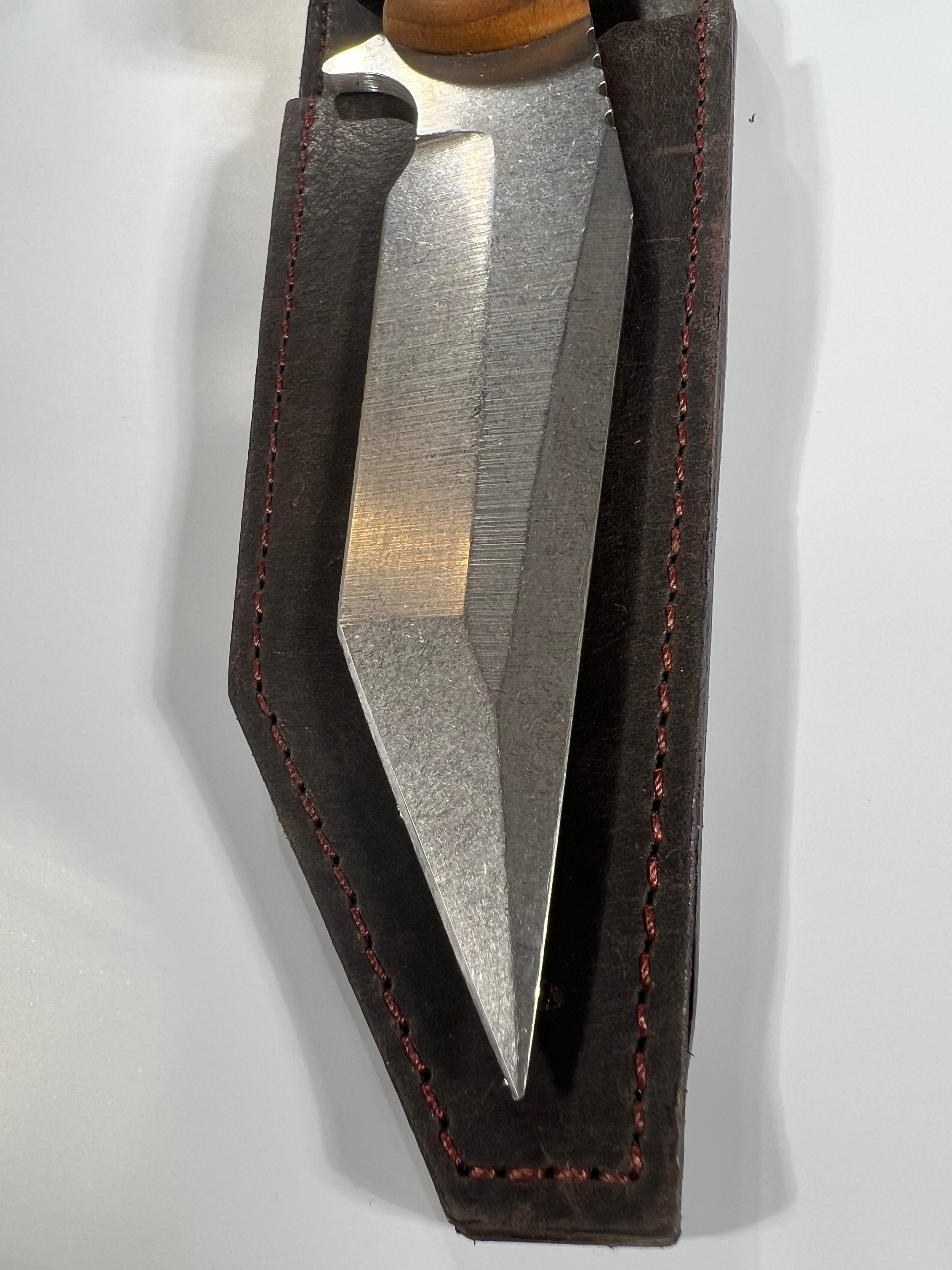 Karambit da campeggio ucraino CGK1 con fodero in pelle
