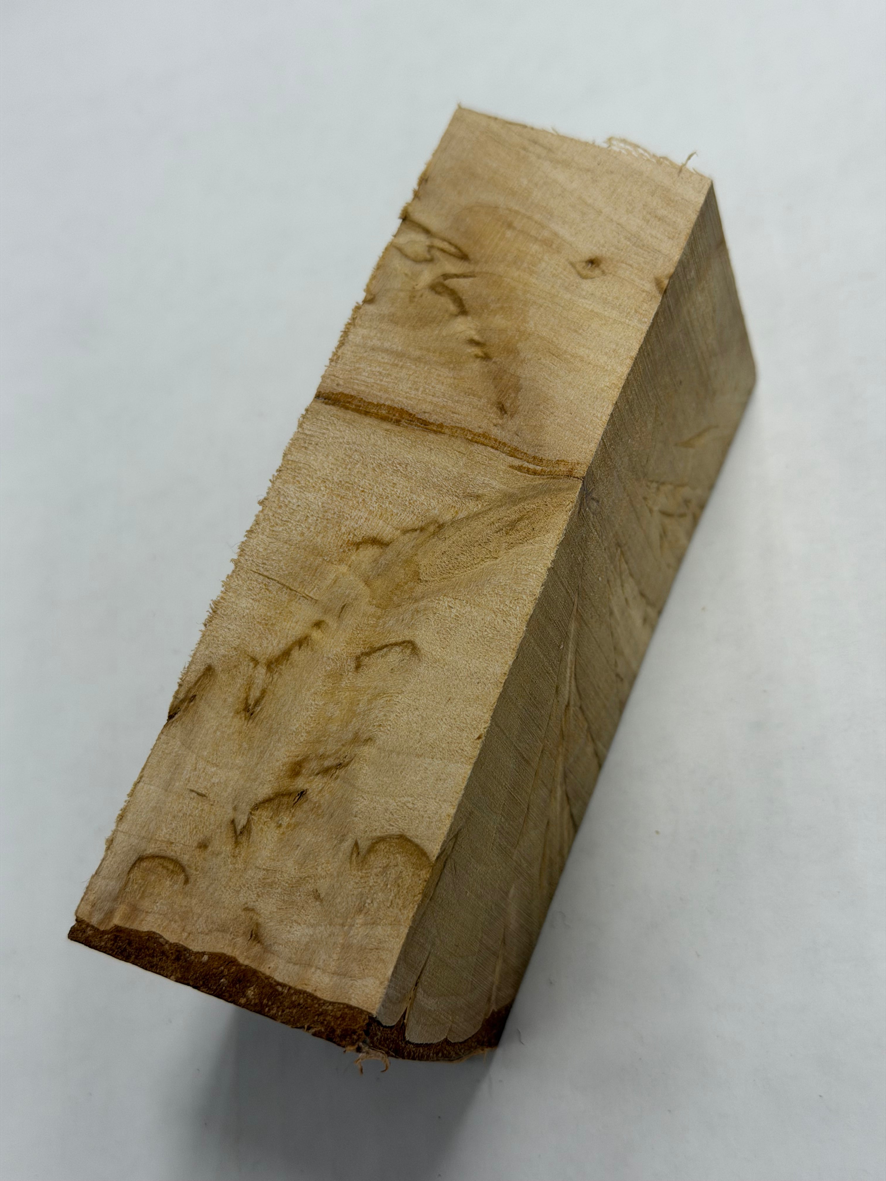 Betulla masur VBX-8; 38x43x112mm