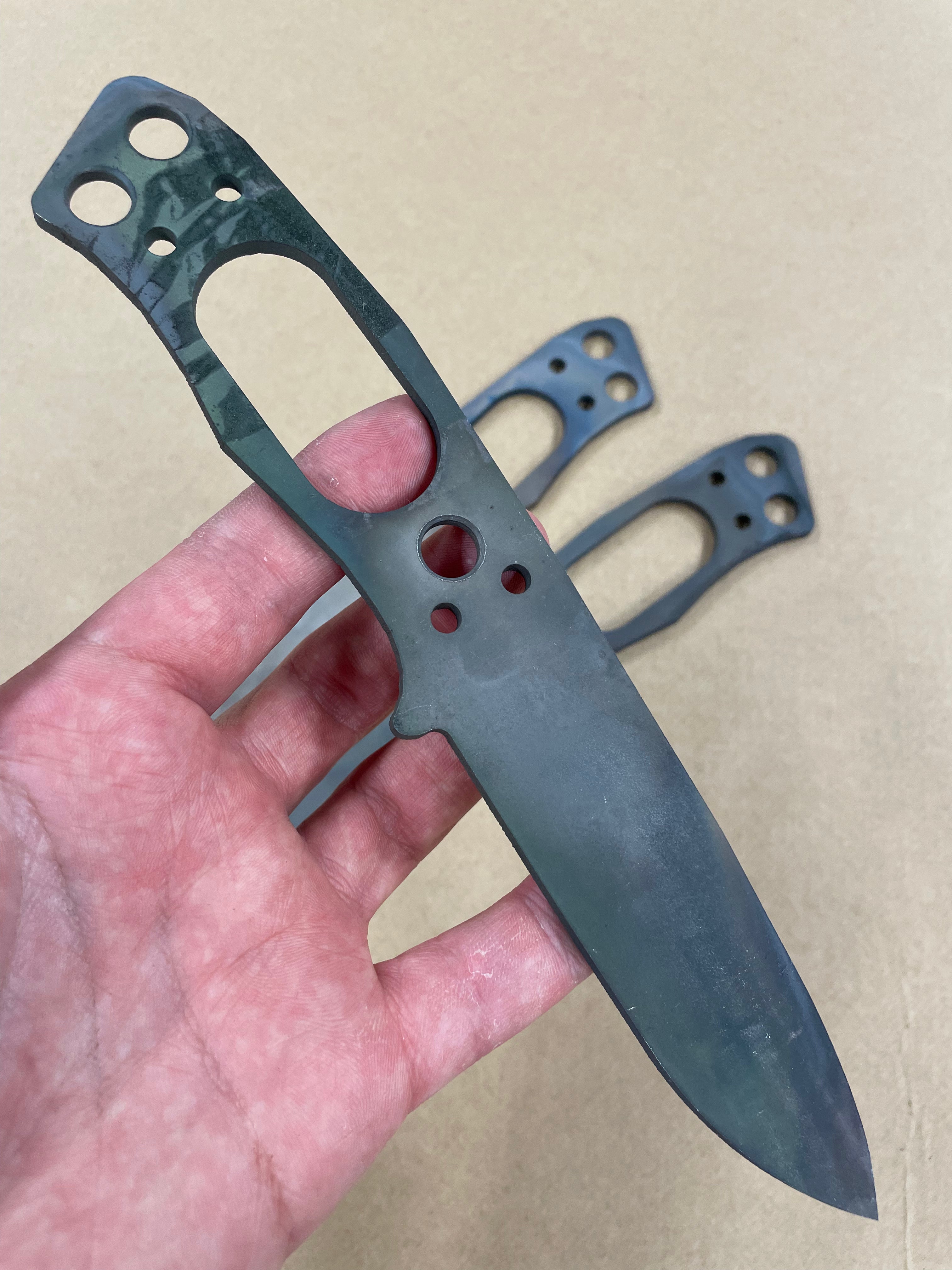 Lama di coltello in acciaio inossidabile temperato non affilata (AEBL)
