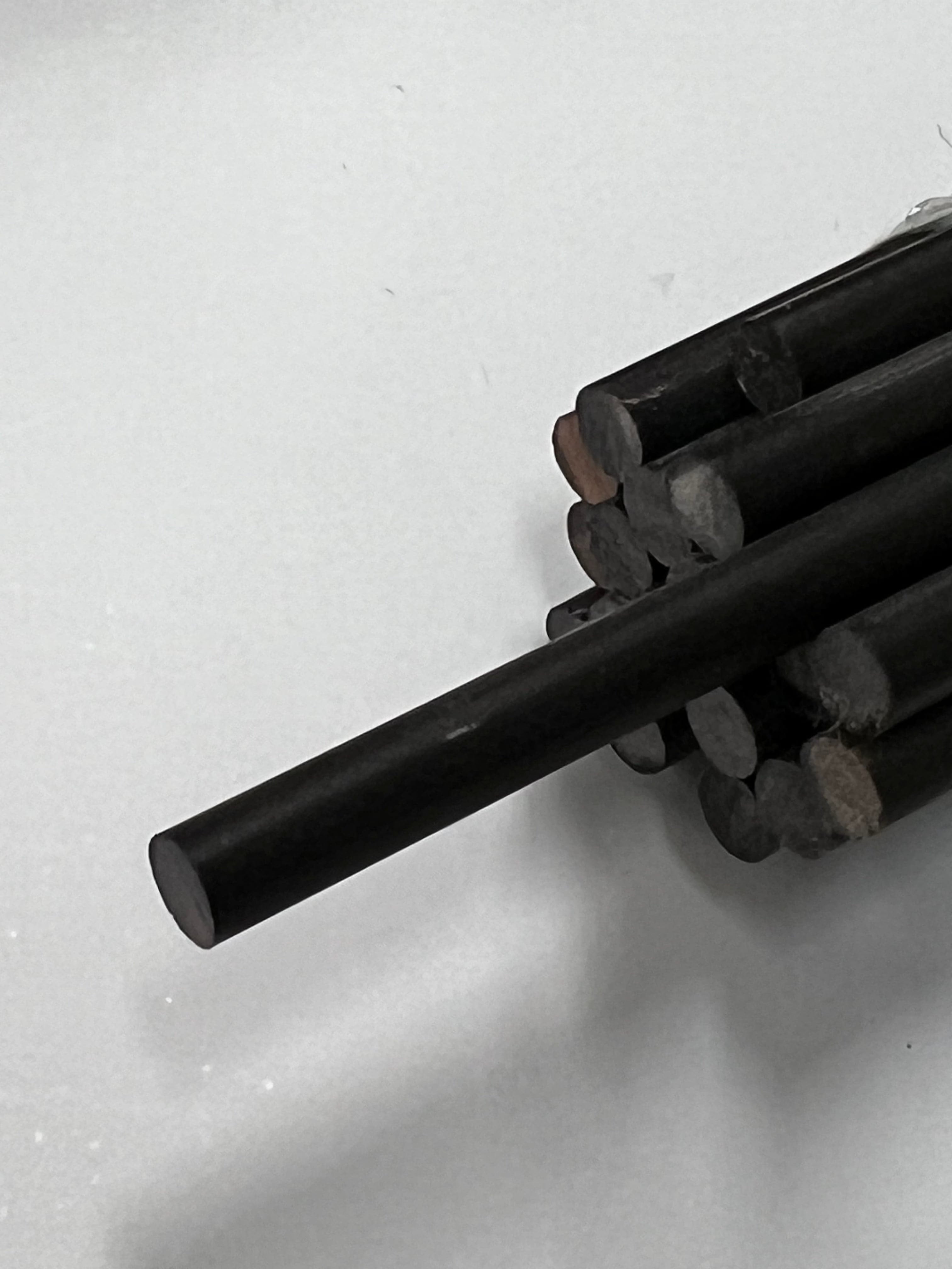Perno G10