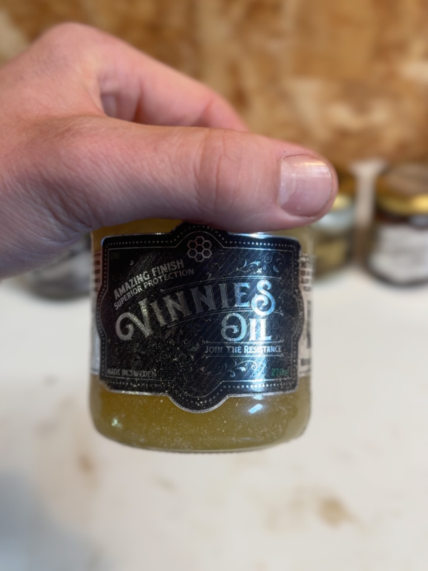 Finitura per superfici in legno e altro - Vinnie's Oil