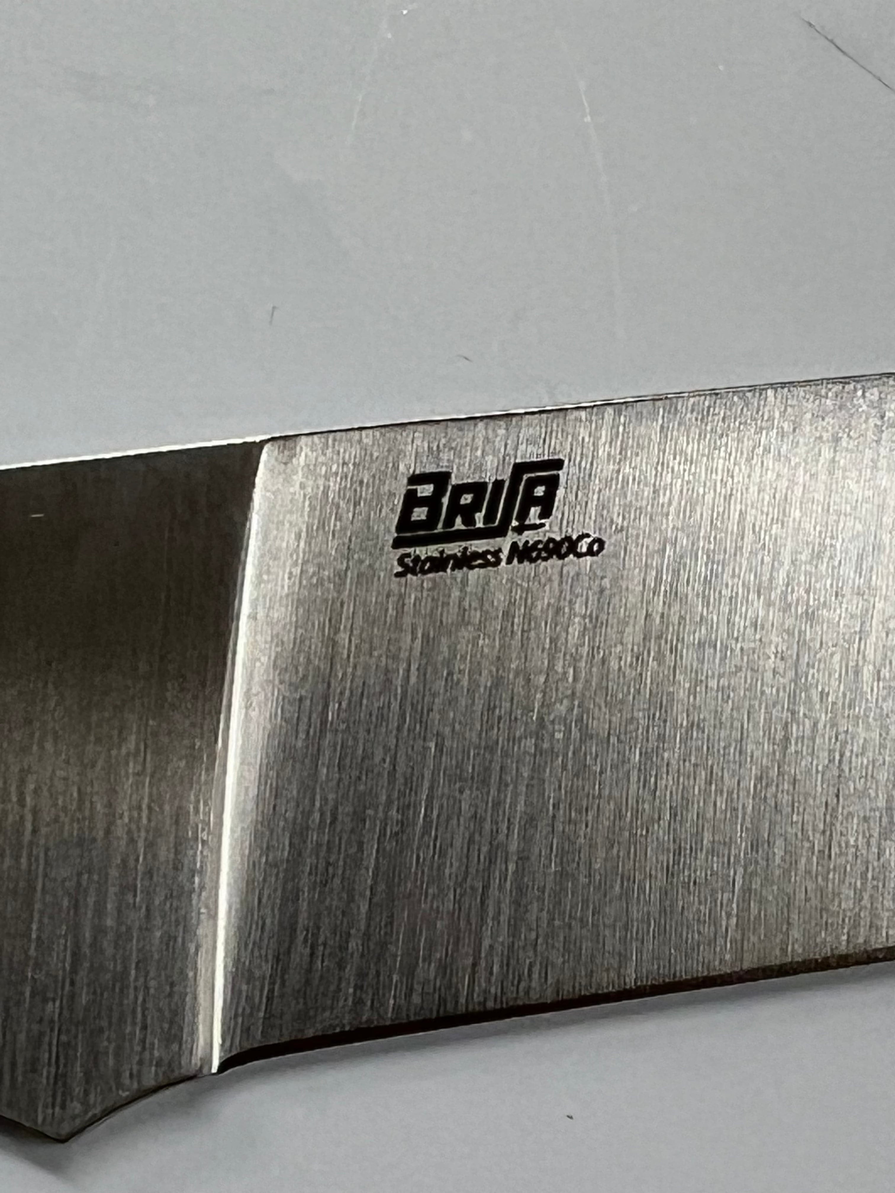 Lama per coltello Brisa Trapper 95 Flat N690 inossidabile
