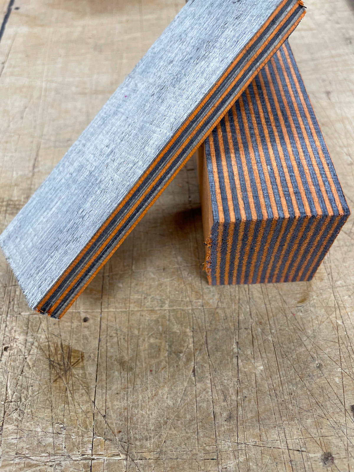 Lawood Blokk - Blocco in legno laminato e colorato