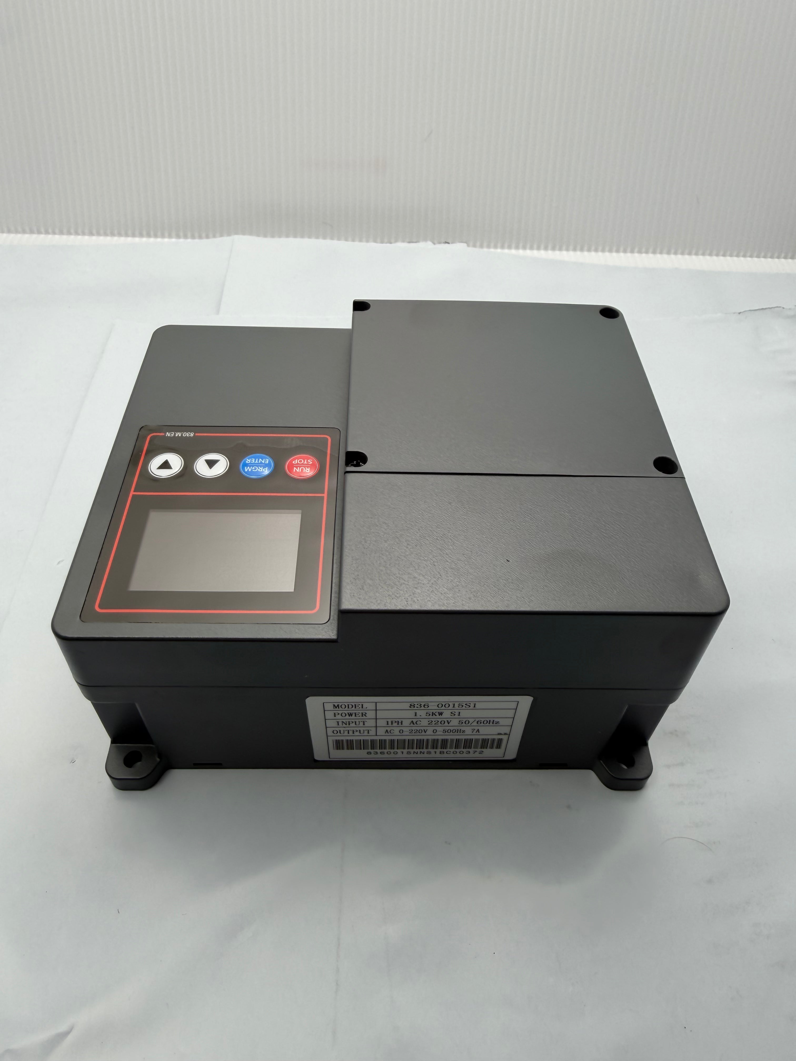 Convertitore di frequenza Controllo velocità per smerigliatrice S1 VFD 1.5kW 230V monofase a trifase