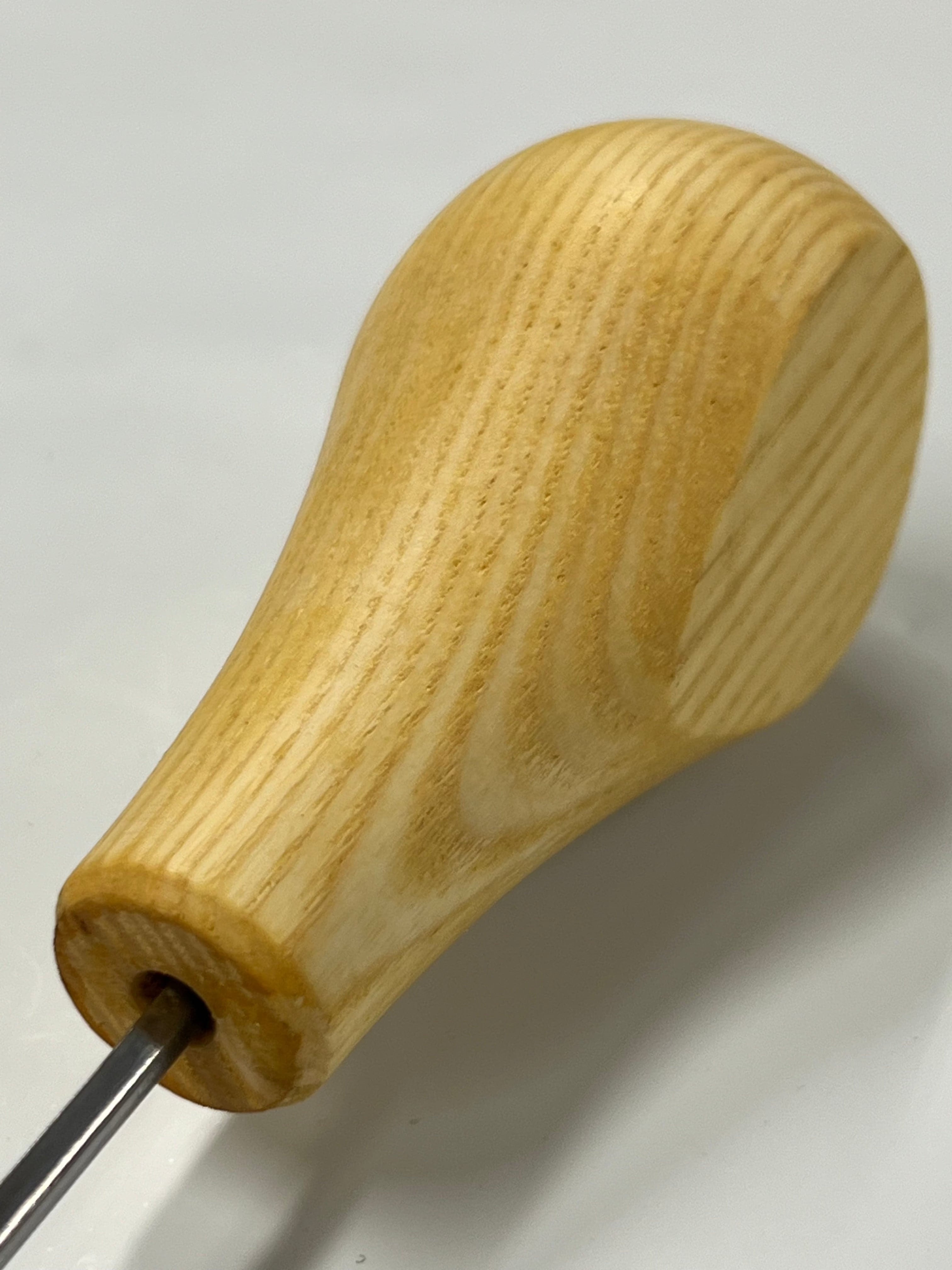BeaverCraft P12/02 sgorbia a V 2 mm con manico a sfera