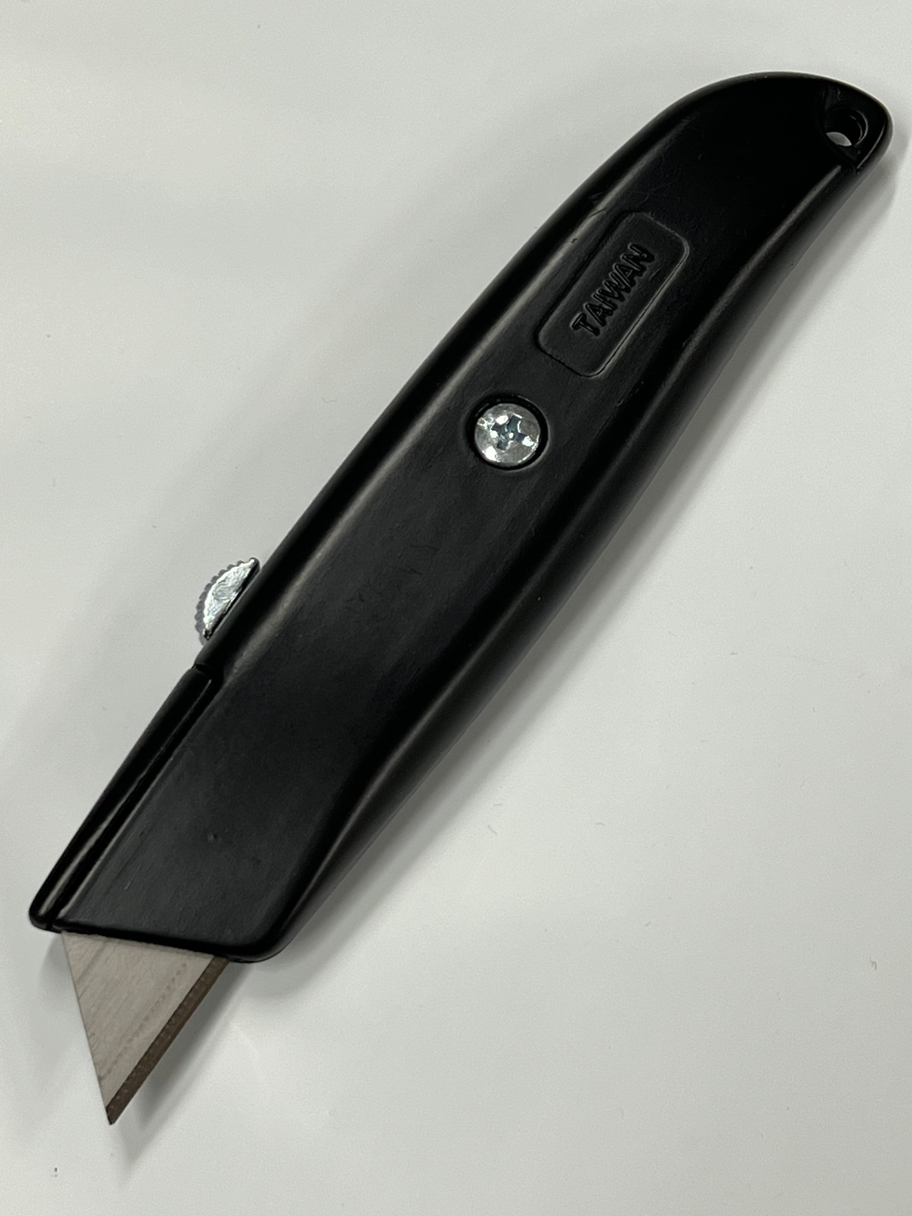 Coltello da lavoro con lama intercambiabile