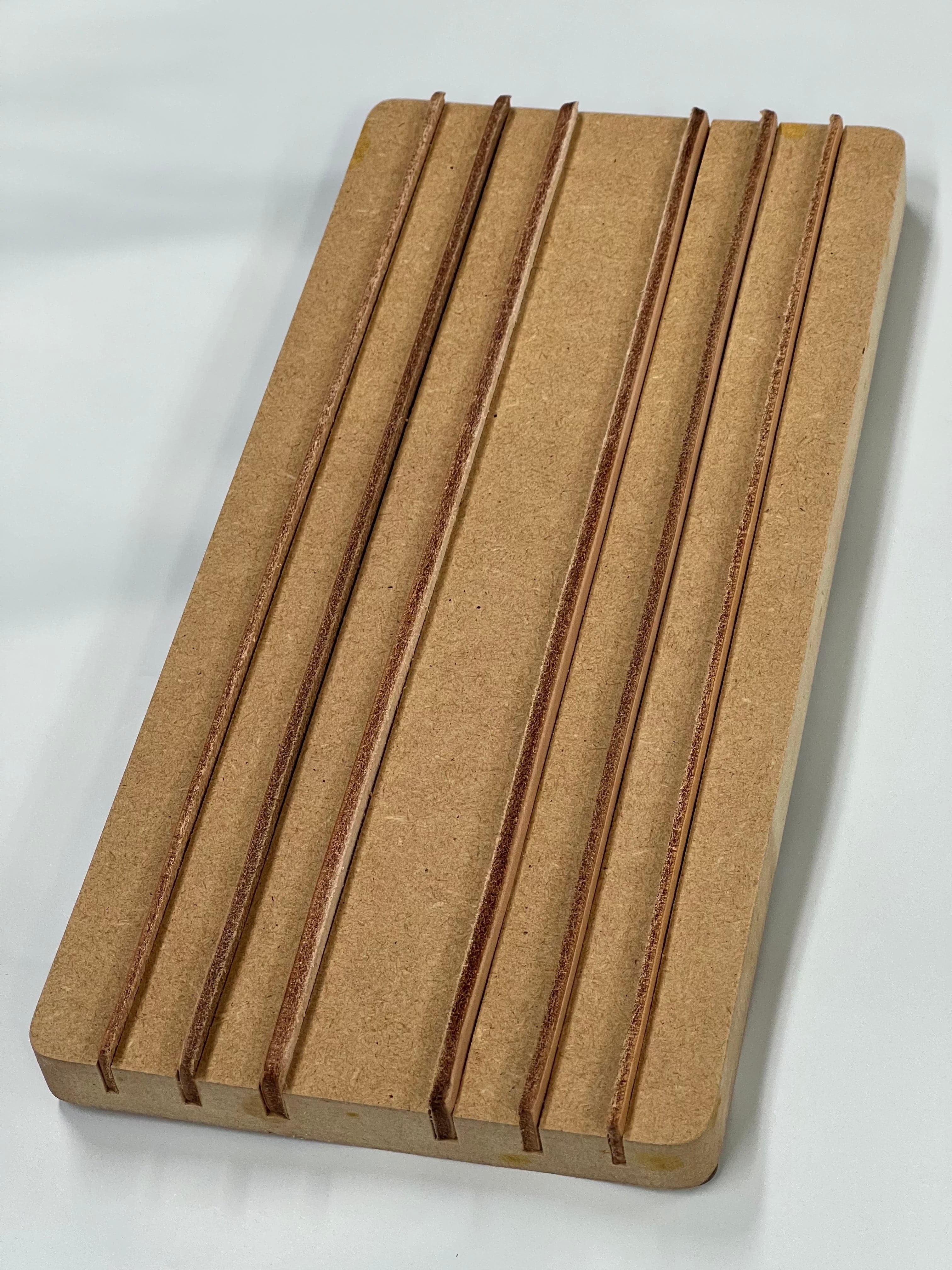 Utensile di lucidatura per rifilatrice