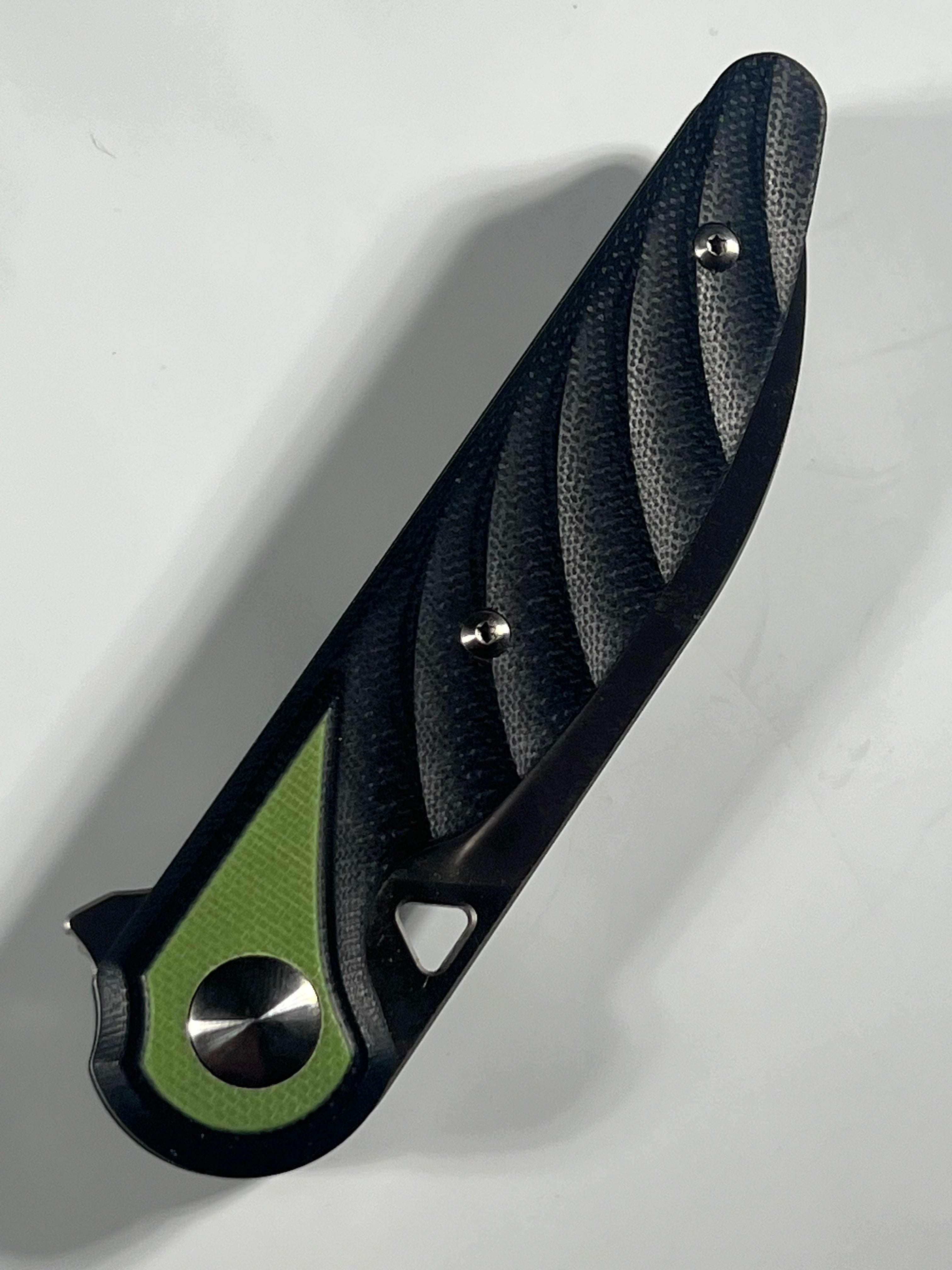 Coltello a serramanico J41