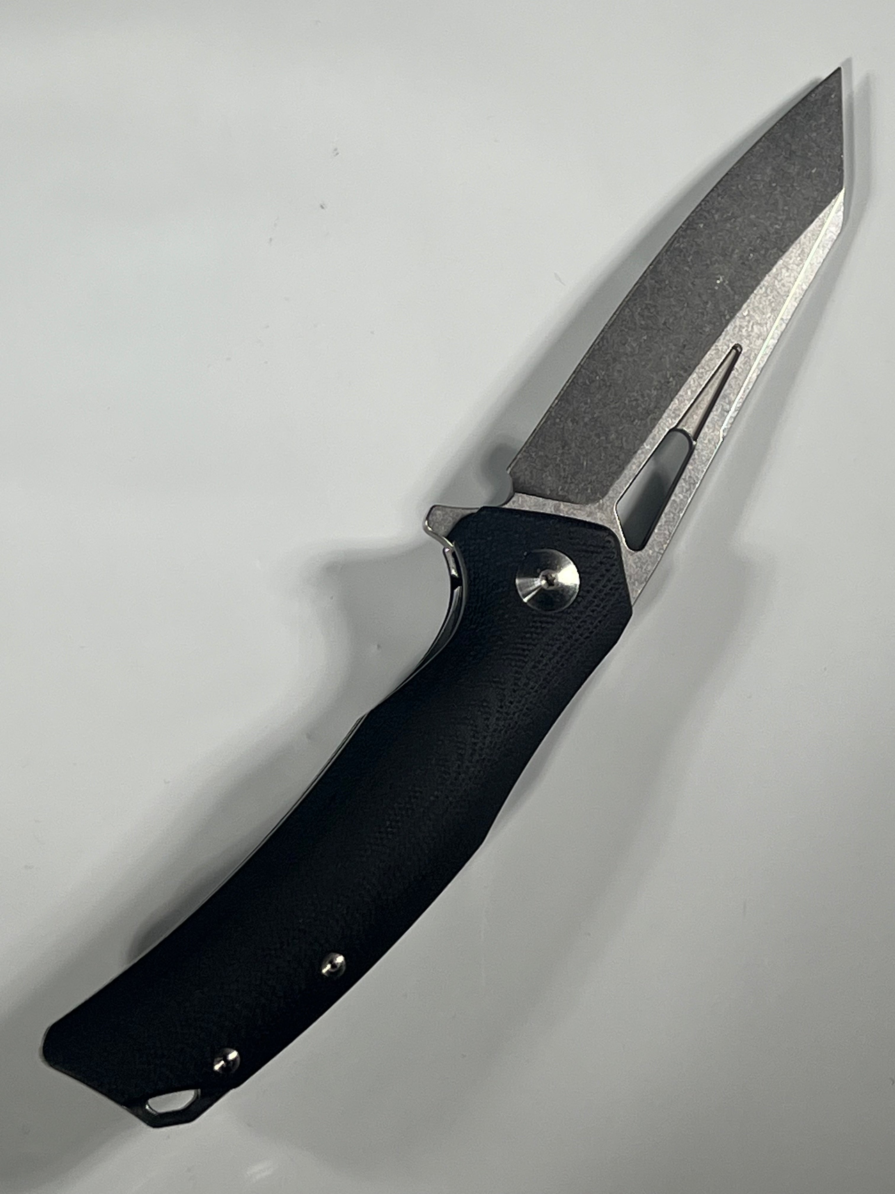 Coltello a serramanico J39