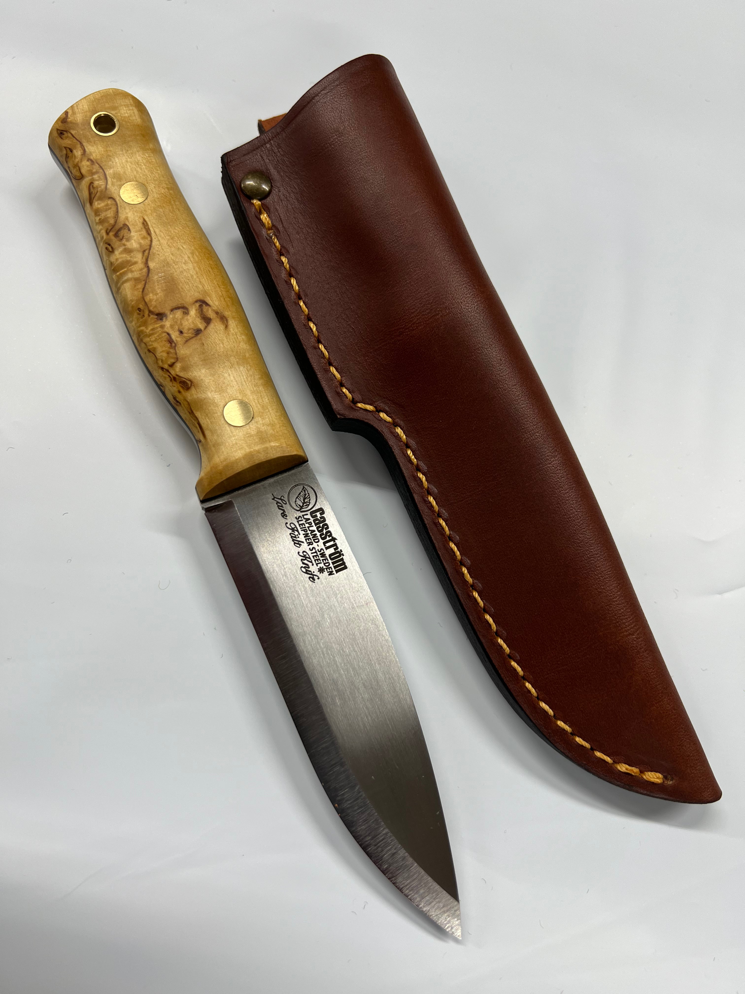 Coltello Casström Lars Fält con fodero in cuoio e cordino in cuoio