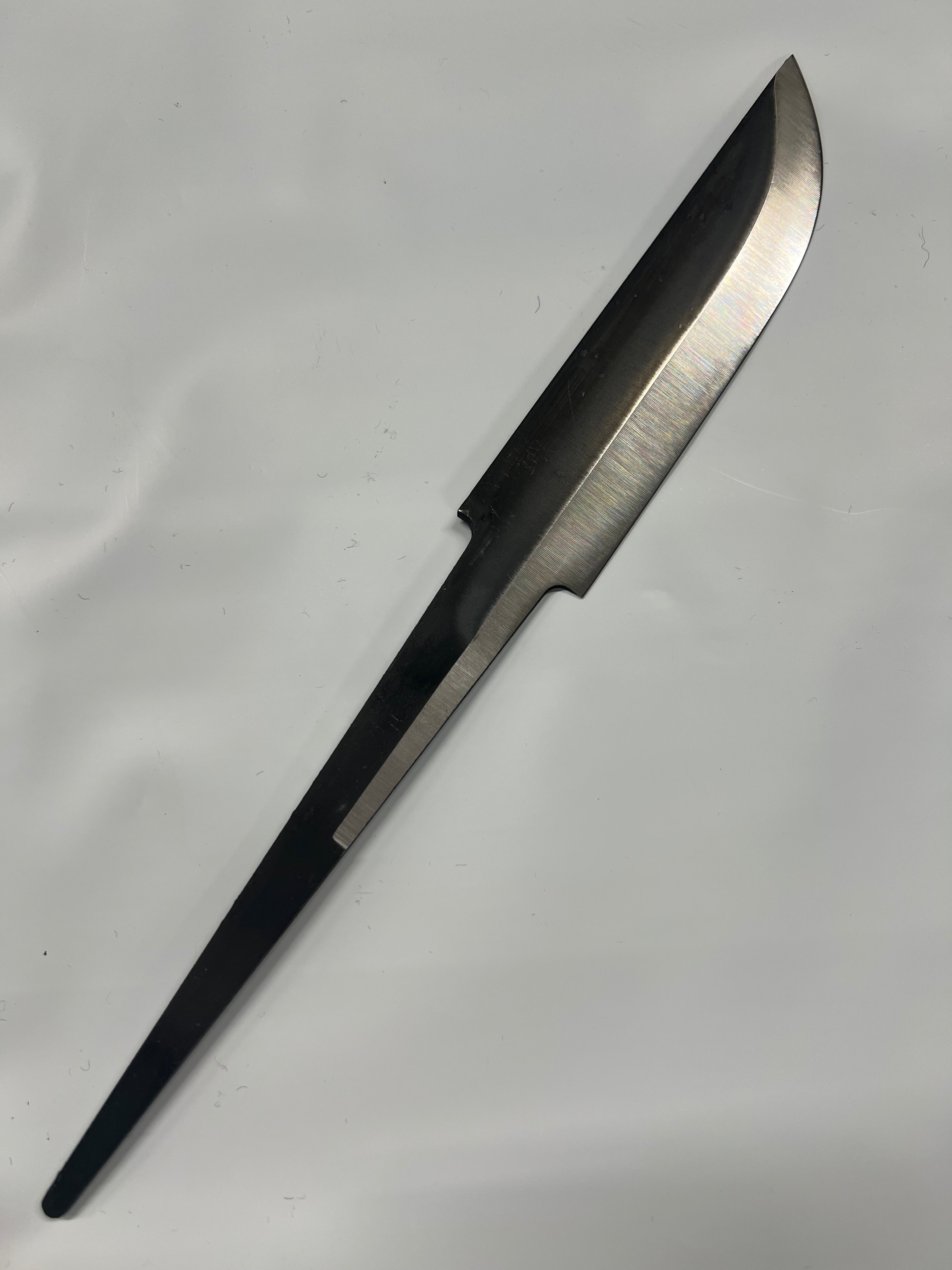 Lama per coltello Leuku da 120 mm senza ricasso