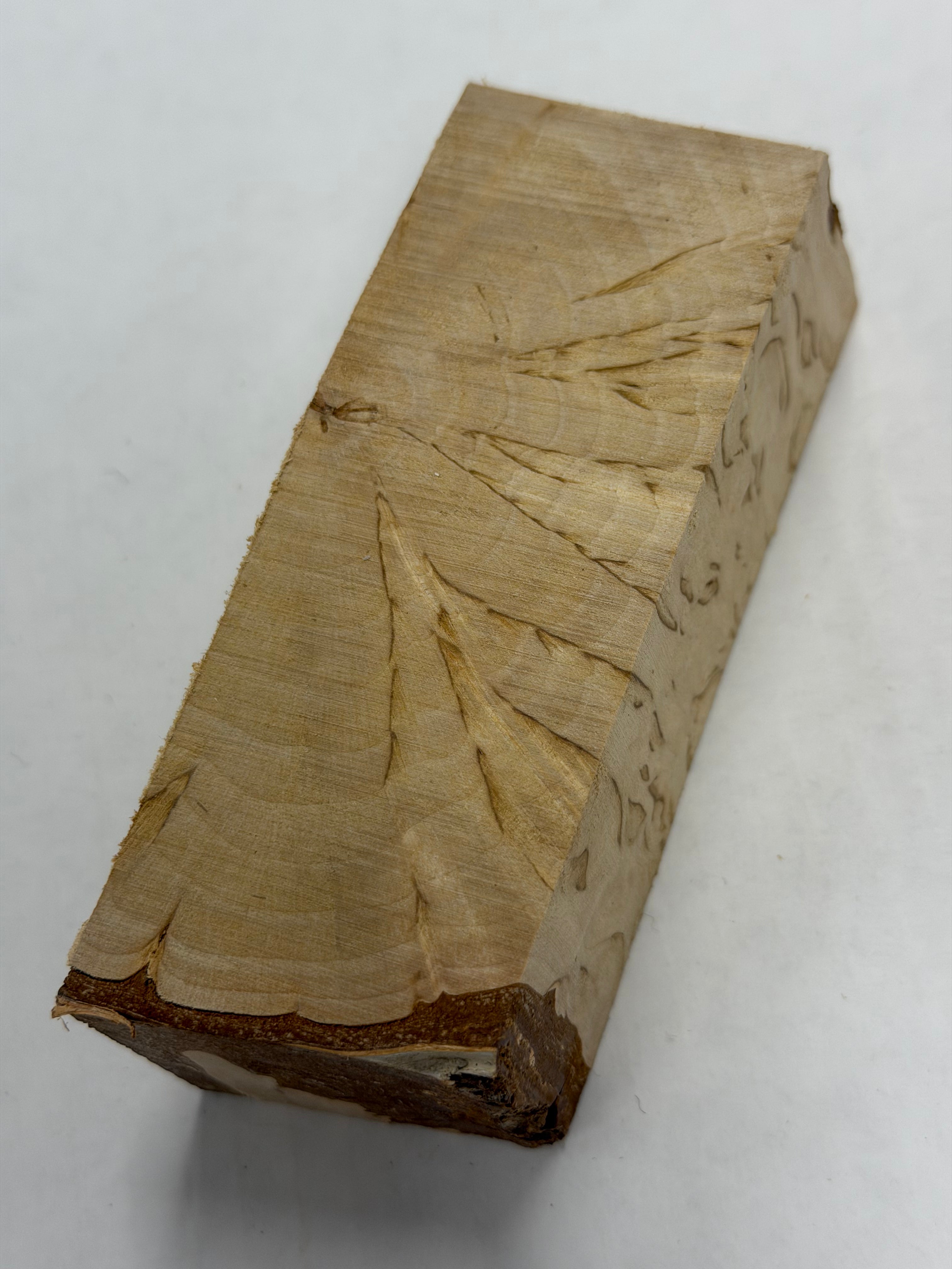 Betulla masur VBX-8; 38x43x112mm