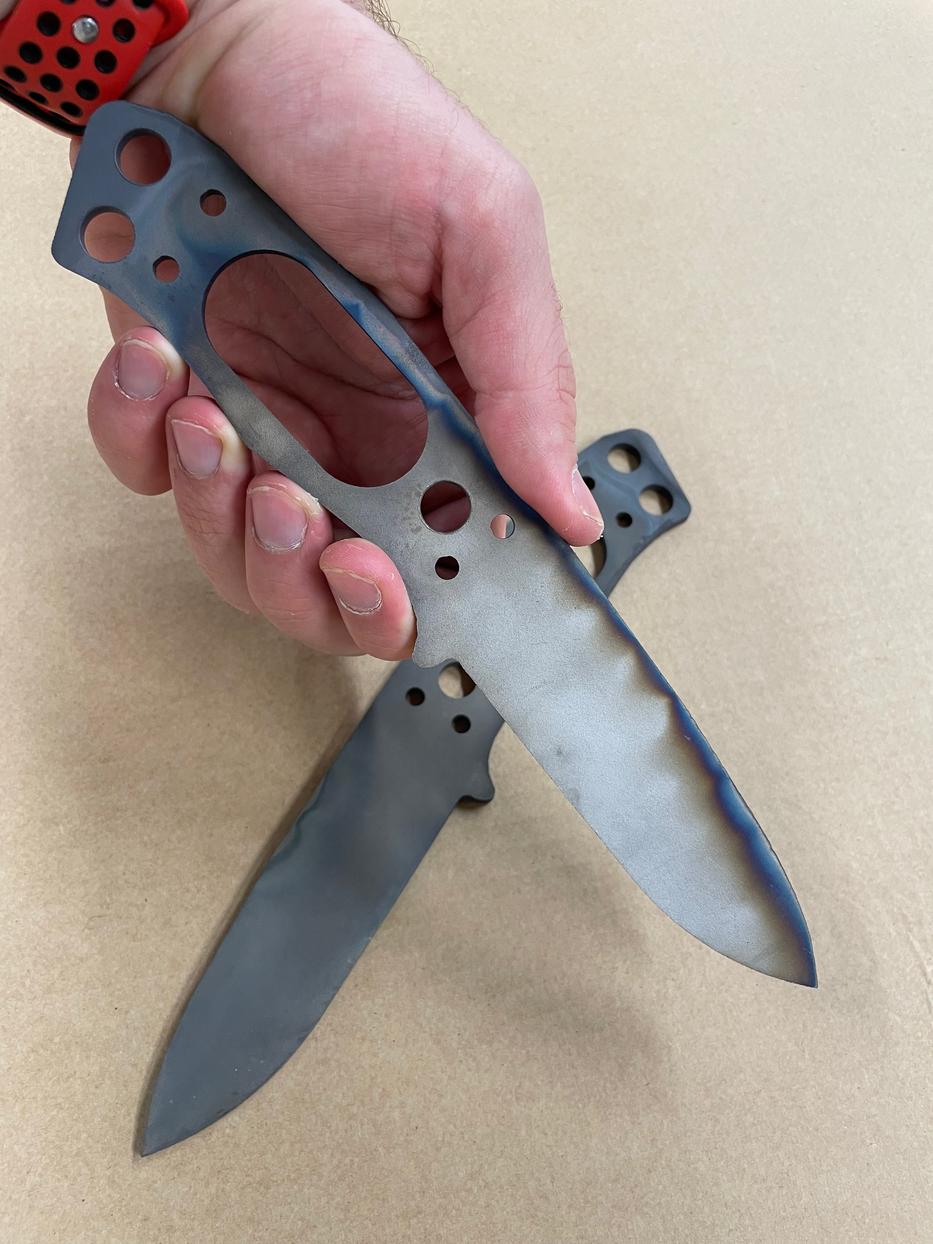 Lama di coltello in acciaio inossidabile temperato non affilata (AEBL)