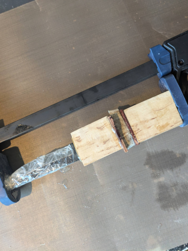 Kit iniziale per coltellinaio: tutto il necessario per creare il tuo coltello artigianale