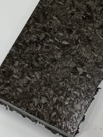 Fibra di carbonio marmorizzata