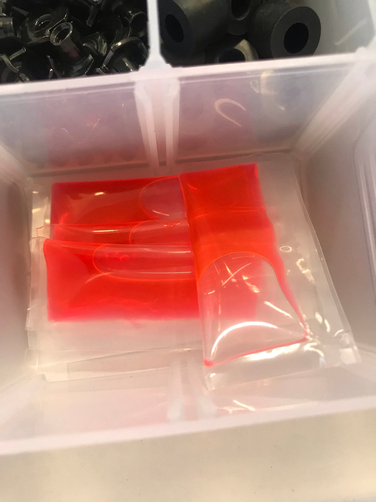 Set di minuteria per foderi in Kydex