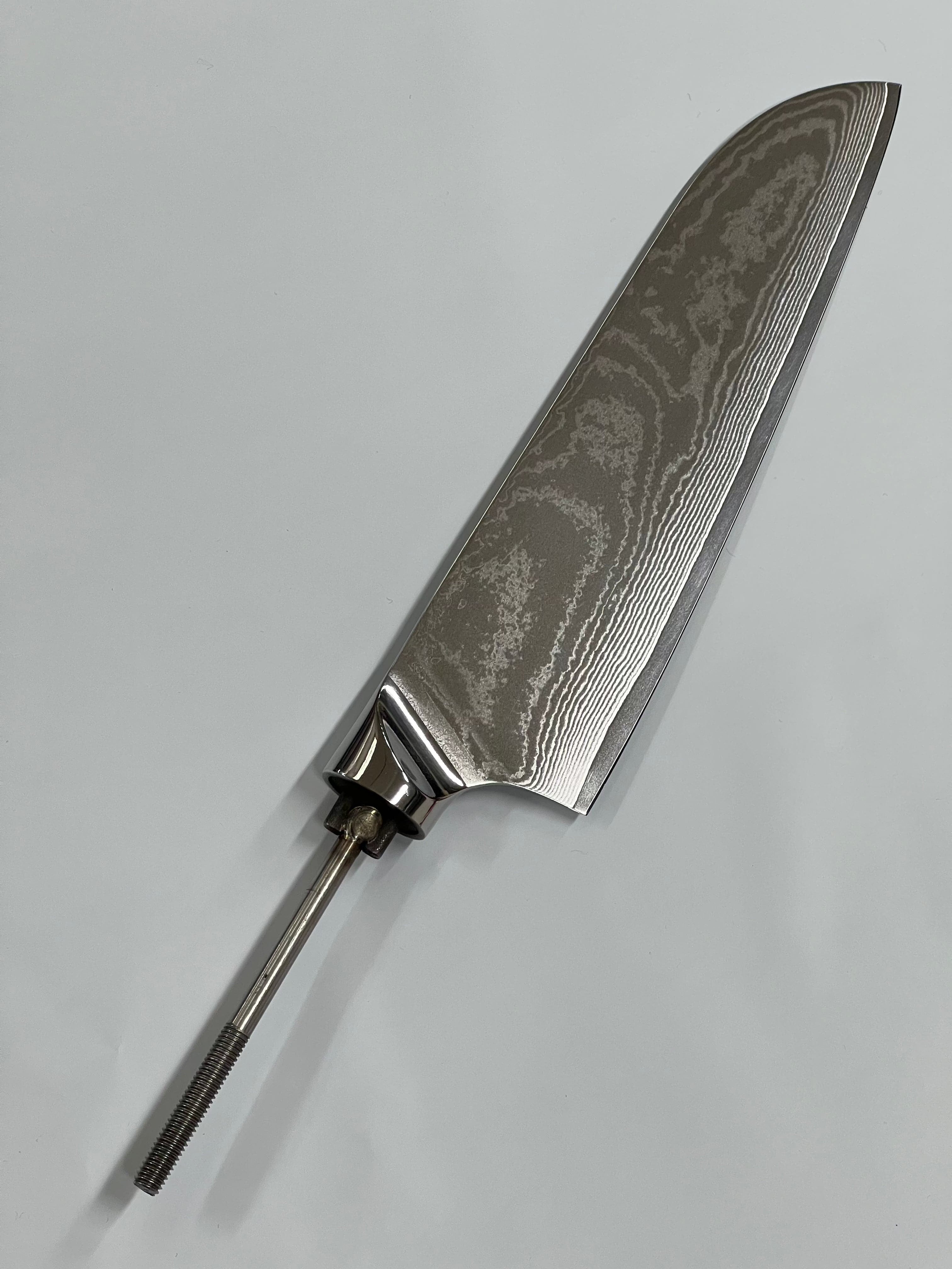 Santoku - Coltello da chef in acciaio damascato inossidabile da 8" con codolo filettato