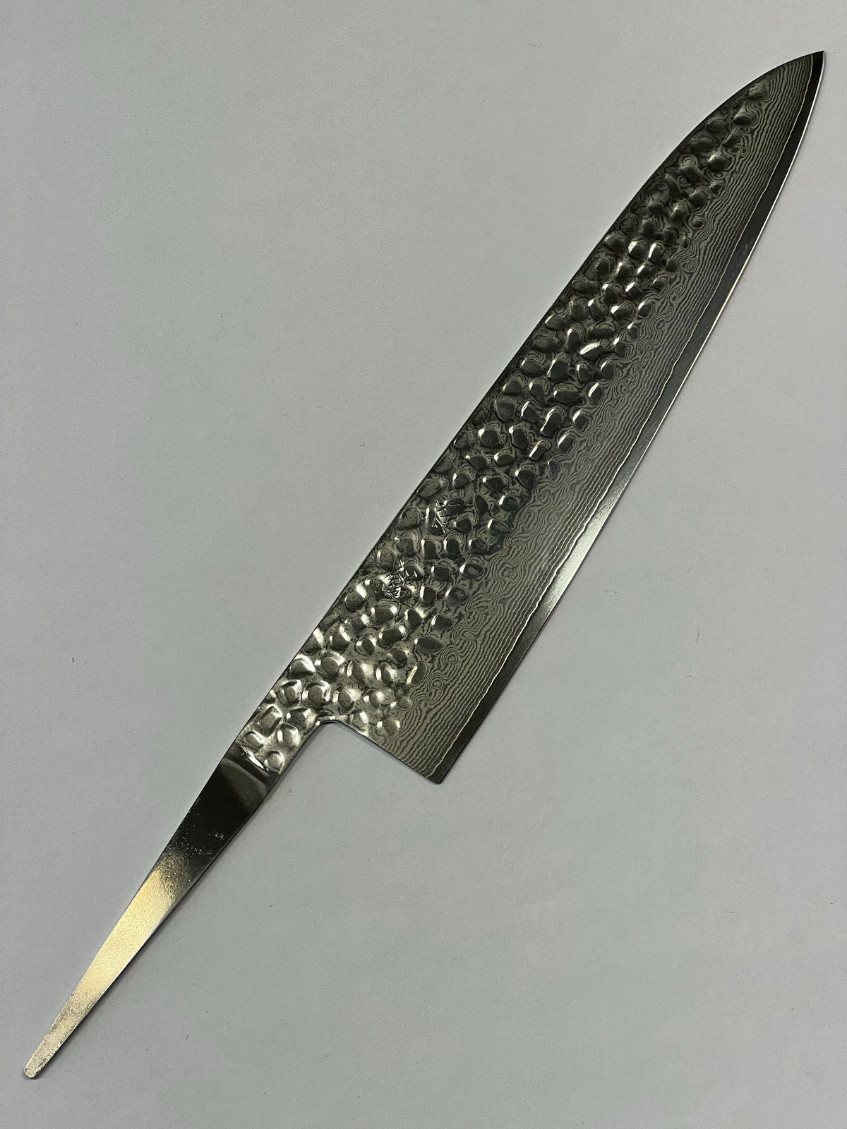 Lama per coltello giapponese forgiata a mano Gyuto 210 VG10 Damasco