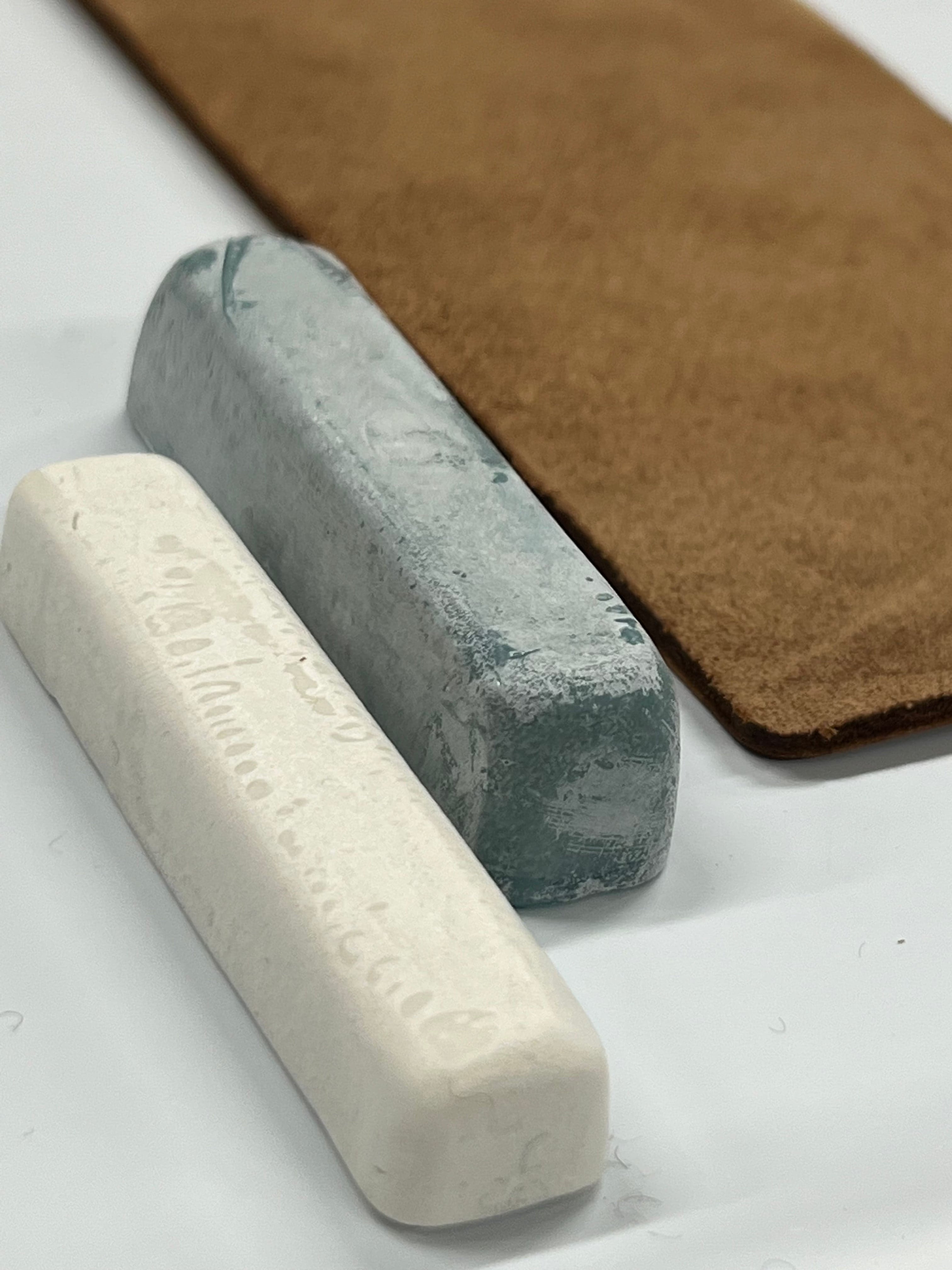 Strop in pelle 200x75mm incl. 2 tipi di pasta abrasiva